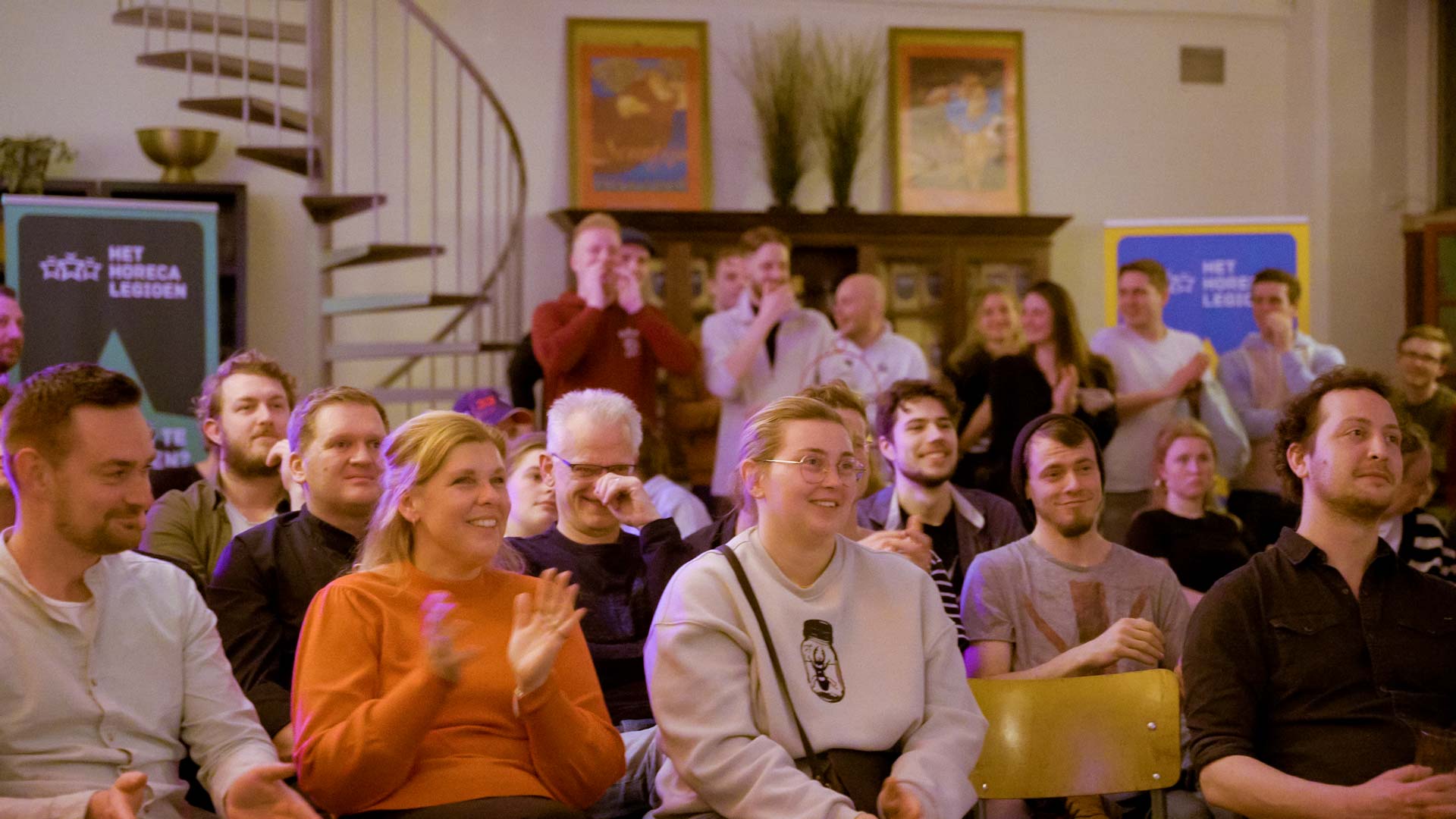 Het Horecalegioen video opnames voor lancering film Het Horecalegioen door Studio Guts - personeel tijdens lancering