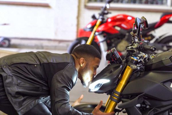 Ducati Benelux video opnames friend of the brand prins poke door Studio Guts - poke met streetfighter